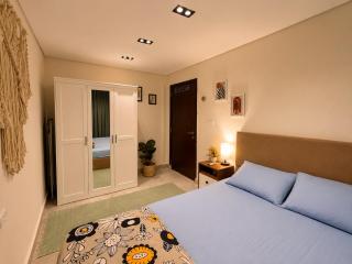Modern 1BR Apartment Garden View - 3