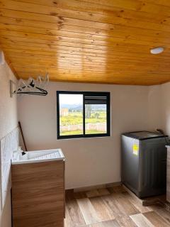 Apartamento con balcón "Las Quintas" Piso 3 - 5
