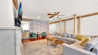 Apartmint - Grand Queen Village Retreat in Philladelphia - 8