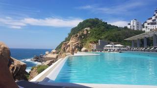 Cannes by Acapulco - 2