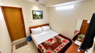 Hotel Rose Garden Residential Rampura - 8