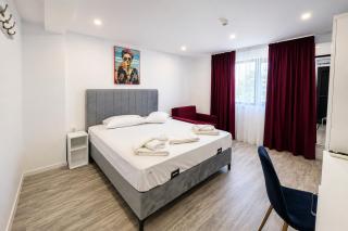 Analeya - 7