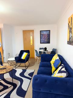 Stylish City-Centre Apartment Your Perfect Birmingham Base - 1