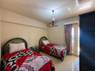 Maamoura beach Montaza view 3 bedroom flat includes beach pass - 2