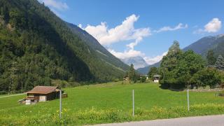 Peaceful mountain hideaway in the Glarus Alps - 9