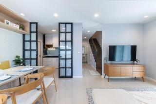 Modern Scandi 4BR Home Near BKK Airport - 7