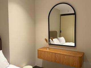 luxurious hotel serviced studio in zed west tower - 8