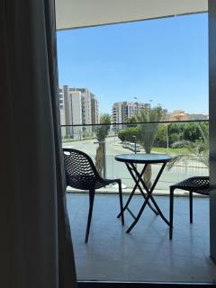 luxurious hotel serviced studio in zed west tower - 6