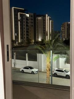 luxurious hotel serviced studio in zed west tower - 4
