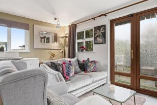 Beautiful small home - 2