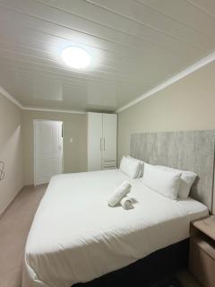 The Stillhouse Guest House - 7