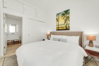 Chic Poolside Condo with Ocean Views - 1
