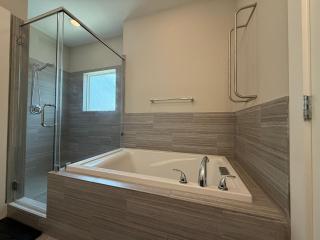 3BR Gated Townhome Near Med Center & Downtown - 8