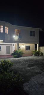 Relax and Recharge at Island Gem Apartment - 4