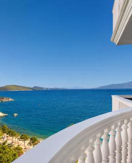 Il Conte Monte Cristo Saranda Hotel - Infinity Pool - 7