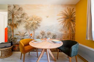 Oasis Cubana I Love Room I Balnéo XXL I Écran Géant - Belley - 6