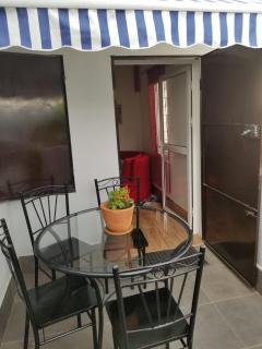Studio confortable avec terrasse en centre-ville - Cozy Downtown Studio with Terrace - 2