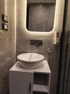 New LH Cairo Dormitory shared Room -Mixed- Foreign Passport Required - 3