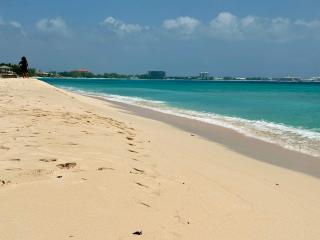 Seven Mile View #4 - 2 BR Oceanfront Condo & Pool - 9