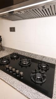 Lawrevee Apartments - 1