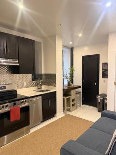 Home Is Where The Park is, Central Park Apartments - 4