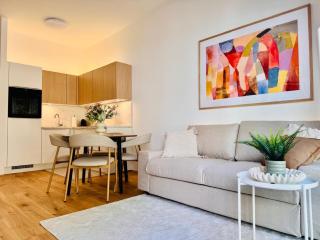 Vienna Garden Suites Imperial Terrace and AC - 7
