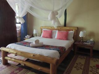 Ruhondeza Lodge - 1