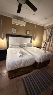 Host hub guest house Glen marais - 8