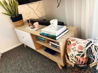 Pear Tree Cottage - Peaceful Retreat - 5
