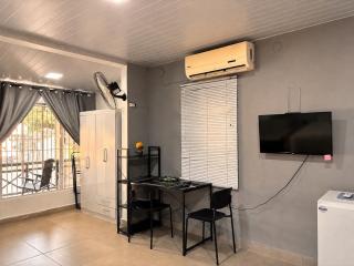 Casa de huéspedes privada con Wifi gratis cerca de IPS Ingavi, UNA y Biggie - 5