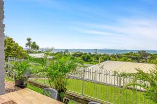 Michaels by the Sea - Yeppoon - 8
