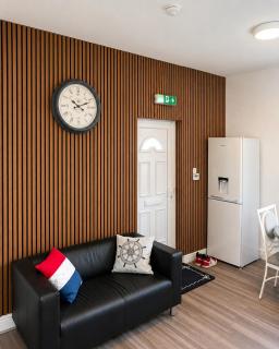 The Nottingham Hideaway I Stylish Modern Stay - 9