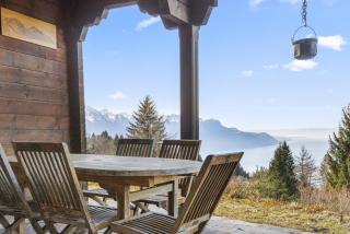 Chalet familial avec vue sur les Alpes et le lac sur les hauts de Montreux à Caux - 9