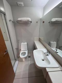 Quarto no Hilton Garden - Piscina - Academia - Ar-condicionado - Região Nobre - Andar alto - 7