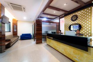 Hotel High Rise Regency - 1