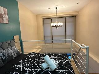 Loft with balcony in poblacion Makati Ciry - 6