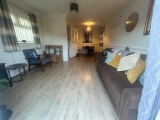 Entire 3 bedroom home in Peterborough, Farcet - 8