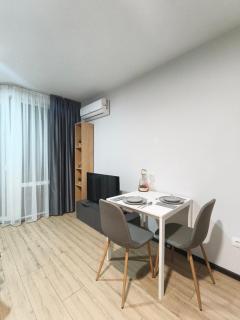 GIA Paradise Apartments 3 - 3