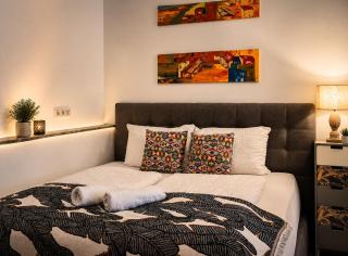 NUJU Rentals - 4-Zimmer, 10 Gäste, Wintergarten & Terrasse & Parkplatz - Bielefeld - 5