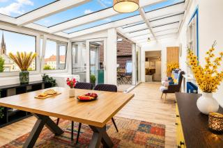 NUJU Rentals - 4-Zimmer, 10 Gäste, Wintergarten & Terrasse & Parkplatz - 3