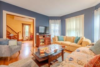 Friendship House - 1