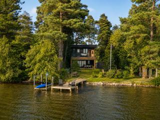 Luxury Lakefront with Sauna & EV - 0