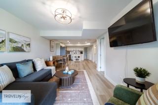 Walkout Suite, Exclusive Backyard, Full Kitchen - 3