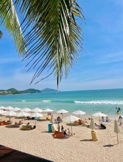 Laika Boutique Stay (Sanya Bay Coconut Dream Corridor) - 1