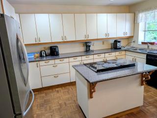 Spacious house 6 bedroom near ferry - 4