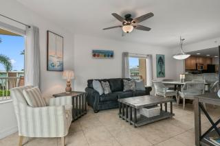 Sunset Views & Endless Balcony, Heated Pool & Spa - 6