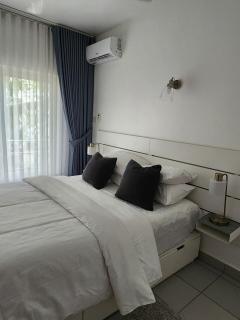 Modern Apartment - Swimming Pool - Airport Pickup - 6