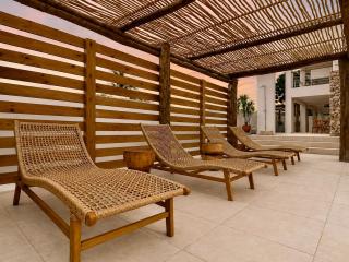 5 Palms Wailoaloa, 6BR Villa - 6
