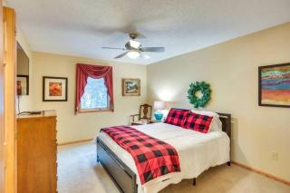 Massive 3 bedroom on the Lake - 8