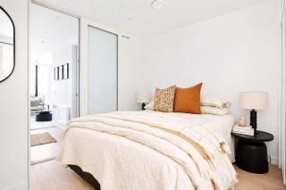 Stylish Stay on Courtenay - 1BR APT - 9